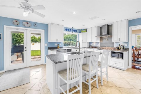 Villa ou maison à vendre à Seminole, Floride: 4 chambres, 315.87 m2 № 2344586 - photo 21