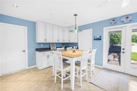 Villa ou maison à vendre à Seminole, Floride: 4 chambres, 315.87 m2 № 2344586 - photo 24