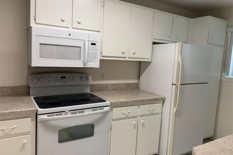 Copropriété à louer à Punta Gorda, Floride: 2 chambres, 100.06 m2 № 2097092 - photo 2