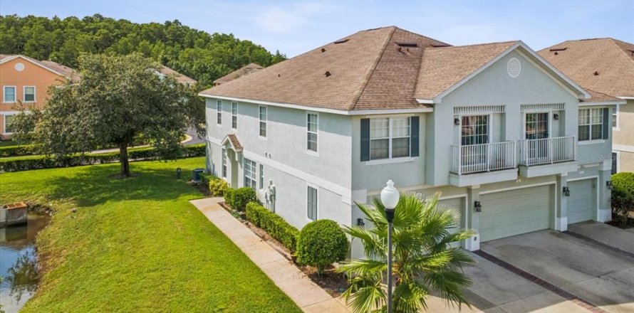 Townhouse in New Port Richey, Florida 3 bedrooms, 156.63 sq.m. № 1884176