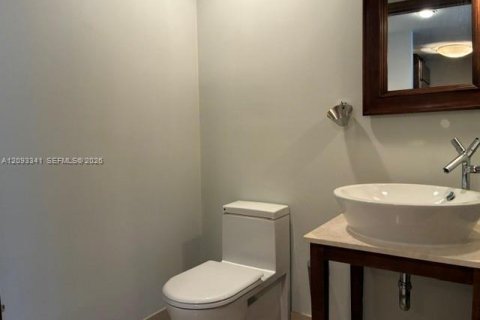 Copropriété à louer à Miami Beach, Floride: 1 chambre, 79.06 m2 № 2385008 - photo 8