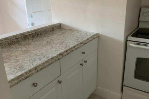 Купить кондоминиум в Санрайз, Флорида 2 спальни, 122.72м2, № 1978939 - фото 7