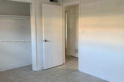 Купить кондоминиум в Санрайз, Флорида 2 спальни, 122.72м2, № 1978939 - фото 5