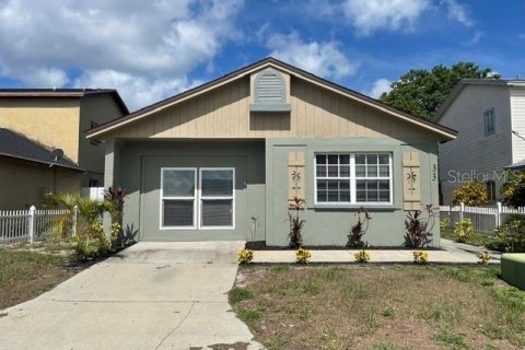 House in Lakeland, Florida 3 bedrooms, 135.64 sq.m. № 2215895