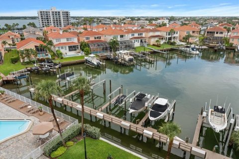 Condo in Clearwater, Florida, 2 bedrooms № 2287713 - photo 17