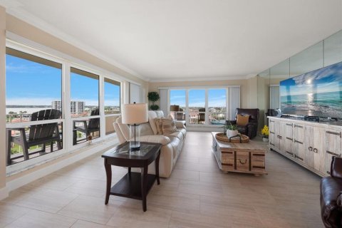 Condo in Clearwater, Florida, 2 bedrooms № 2287713 - photo 11