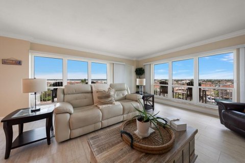 Condo in Clearwater, Florida, 2 bedrooms № 2287713 - photo 12