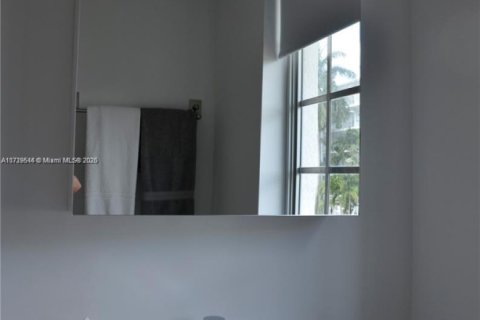Купить кондоминиум в Майами-Бич, Флорида 1 спальня, 39.76м2, № 1984984 - фото 10