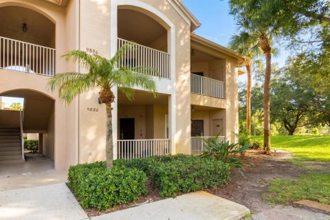 Condominio en Port St. Lucie, Florida, 1 dormitorio № 2088215