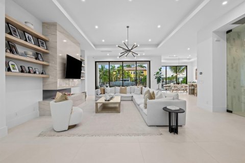 Villa ou maison à vendre à Lighthouse Point, Floride: 5 chambres, 487.74 m2 № 2146575 - photo 6