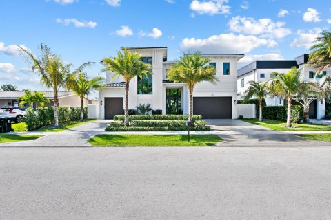 Villa ou maison à Lighthouse Point, Floride 5 chambres, 487.74 m2 № 2146575