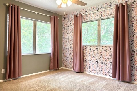 House in DeLand, Florida 3 bedrooms, 104.79 sq.m. № 1827275 - photo 15