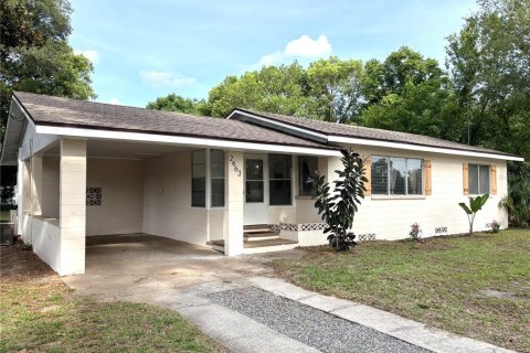 House in DeLand, Florida 3 bedrooms, 104.79 sq.m. № 1827275 - photo 3