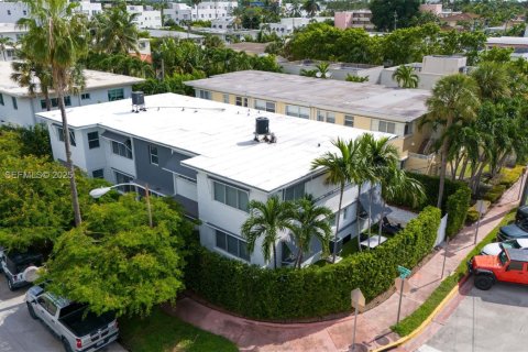Commercial property in Miami Beach, Florida № 2088830 - photo 19