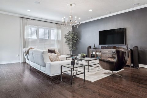 Townhouse in Tampa, Florida 4 bedrooms, 262.36 sq.m. № 2220479 - photo 5