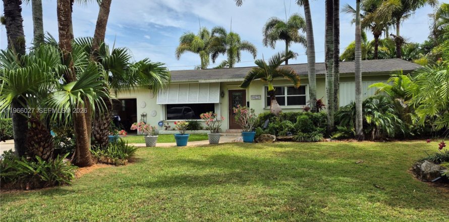 Дом в Хомстед, Флорида 4 спальни, 135.73м2 № 2027578