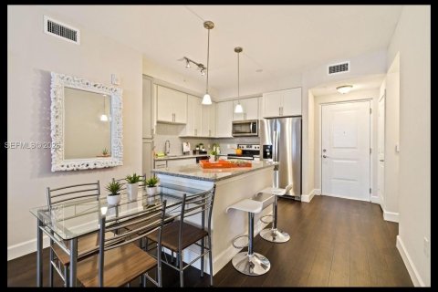 Apartamento en alquiler en Pembroke Pines, Florida, 3 dormitorios, 114.46 m2 № 2029027 - foto 15