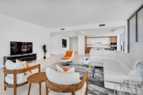 Condominio en venta en Fort Lauderdale, Florida, 3 dormitorios, 269.51 m2 № 2191695 - foto 7