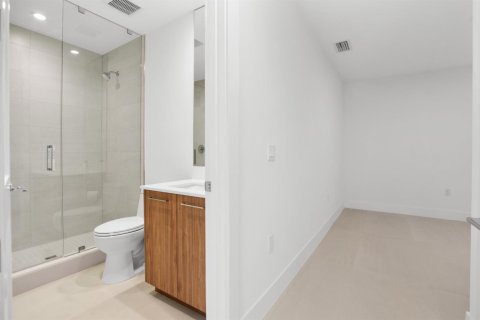 Condominio en venta en Fort Lauderdale, Florida, 3 dormitorios, 269.51 m2 № 2191695 - foto 30