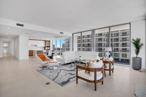 Condominio en venta en Fort Lauderdale, Florida, 3 dormitorios, 269.51 m2 № 2191695 - foto 6