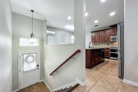 Touwnhouse à vendre à Winter Springs, Floride: 3 chambres, 212.56 m2 № 1876086 - photo 11
