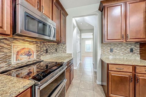 Touwnhouse à vendre à Winter Springs, Floride: 3 chambres, 212.56 m2 № 1876086 - photo 17