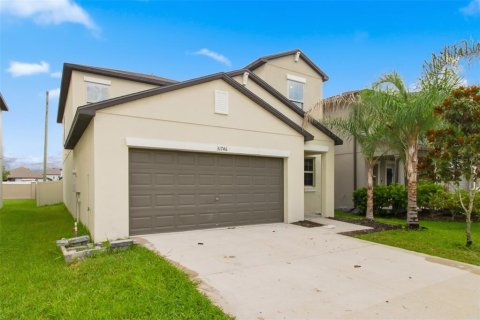 House in Wesley Chapel, Florida 5 bedrooms, 221.94 sq.m. № 2198446 - photo 2