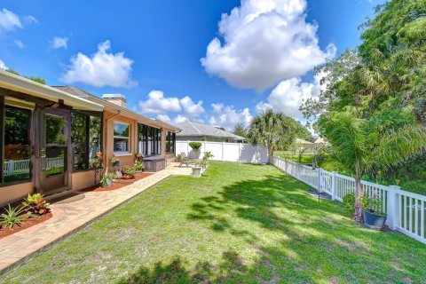 Villa ou maison à vendre à New Port Richey, Floride: 3 chambres, 154.22 m2 № 2220136 - photo 28
