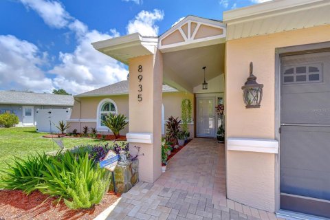 Villa ou maison à vendre à New Port Richey, Floride: 3 chambres, 154.22 m2 № 2220136 - photo 2