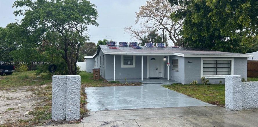Immobilier commercial à Deerfield Beach, Floride № 1896319