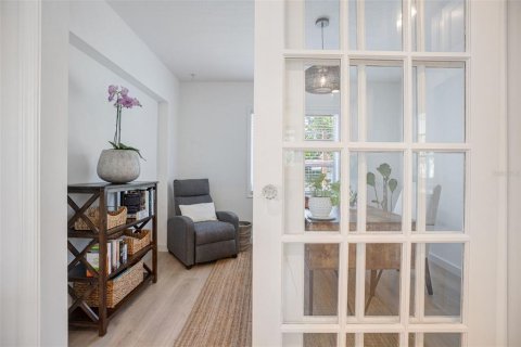 Villa ou maison à vendre à Sarasota, Floride: 2 chambres, 135.27 m2 № 2396527 - photo 17