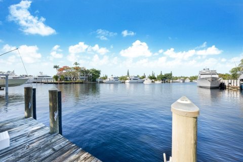 Apartment in Fort Lauderdale, Florida 2 bedrooms, 304.72 sq.m. № 2382349 - photo 11