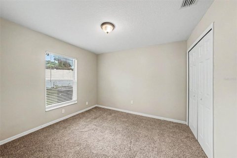Casa en venta en Tampa, Florida, 4 dormitorios, 130.99 m2 № 2109733 - foto 11