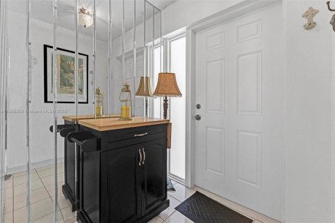 Купить кондоминиум в Хиллсборо-Бич, Флорида 2 спальни, 87.98м2, № 2053515 - фото 14