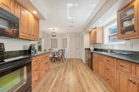 Villa ou maison à vendre à Osprey, Floride: 4 chambres, 296.54 m2 № 2431001 - photo 15