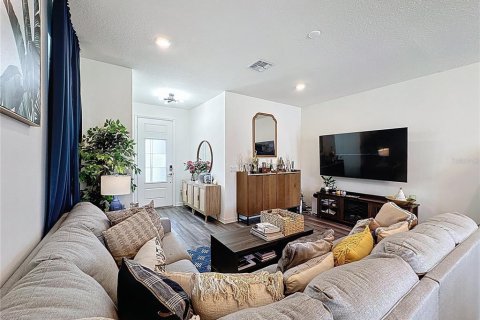 Casa en venta en Clermont, Florida, 4 dormitorios, 223.15 m2 № 1870690 - foto 17