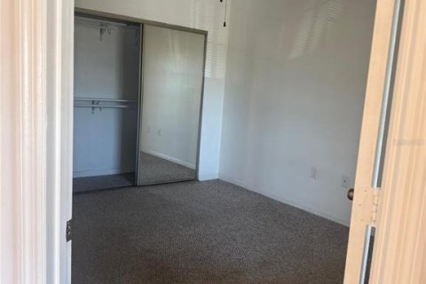 Condo in Kissimmee, Florida, 2 bedrooms  № 1649485 - photo 4