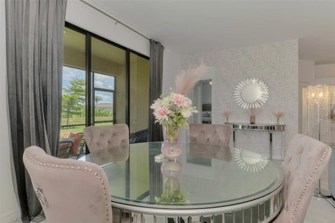 House in Port Charlotte, Florida 4 bedrooms, 186.36 sq.m. № 1744992 - photo 23