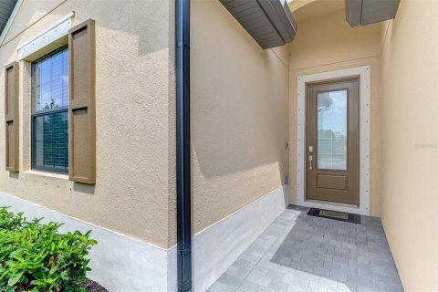 House in Port Charlotte, Florida 4 bedrooms, 186.36 sq.m. № 1744992 - photo 3
