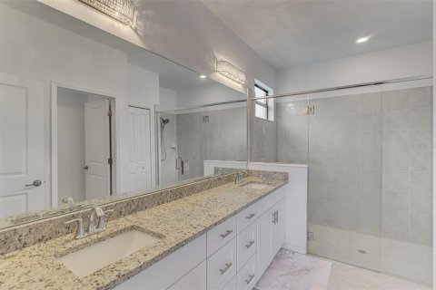 House in Port Charlotte, Florida 4 bedrooms, 186.36 sq.m. № 1744992 - photo 29