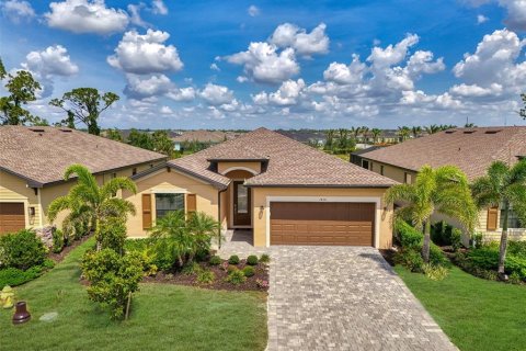 House in Port Charlotte, Florida 4 bedrooms, 186.36 sq.m. № 1744992 - photo 1