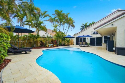 House in Davie, Florida 3 bedrooms, 226.5 sq.m. № 2065222 - photo 28