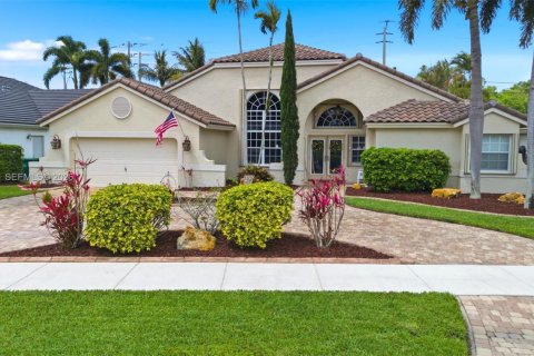 House in Davie, Florida 3 bedrooms, 226.5 sq.m. № 2065222 - photo 4