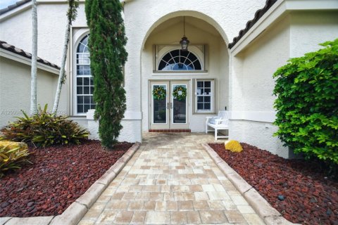 House in Davie, Florida 3 bedrooms, 226.5 sq.m. № 2065222 - photo 6