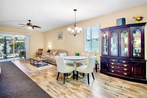 House in Parrish, Florida 3 bedrooms, 196.21 sq.m. № 1653859 - photo 4