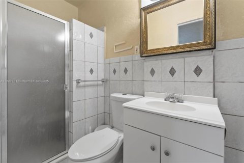 House in Miramar, Florida 3 bedrooms, 124.4 sq.m. № 1695562 - photo 20