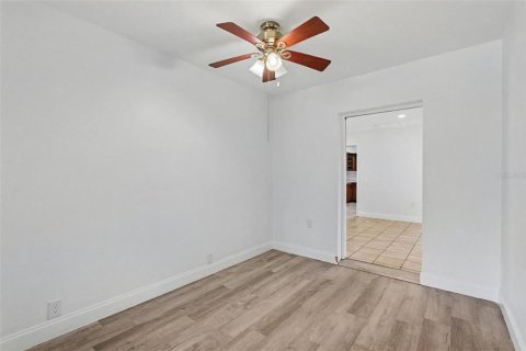 Villa ou maison à vendre à Brandon, Floride: 3 chambres, 155.8 m2 № 2415163 - photo 20