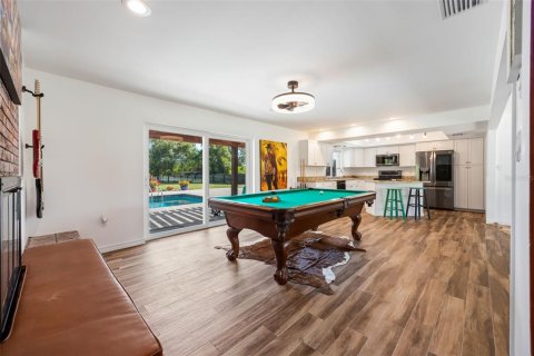 House in Punta Gorda, Florida 4 bedrooms, 200.85 sq.m. № 2234828 - photo 12