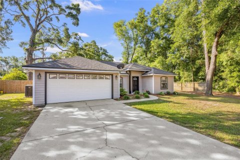House in Bronson, Florida 3 bedrooms, 119.01 sq.m. № 1273836 - photo 23