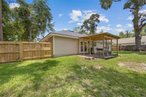 House in Bronson, Florida 3 bedrooms, 119.01 sq.m. № 1273836 - photo 20